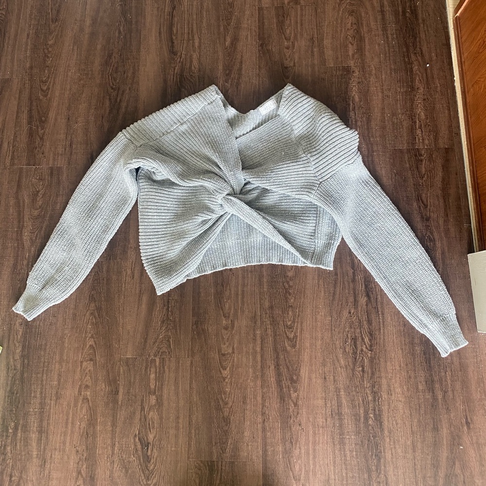 Sweater - Picture 1 of 5